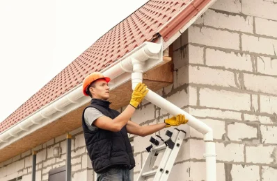 Pose et remplacement de gouttières aux Angles